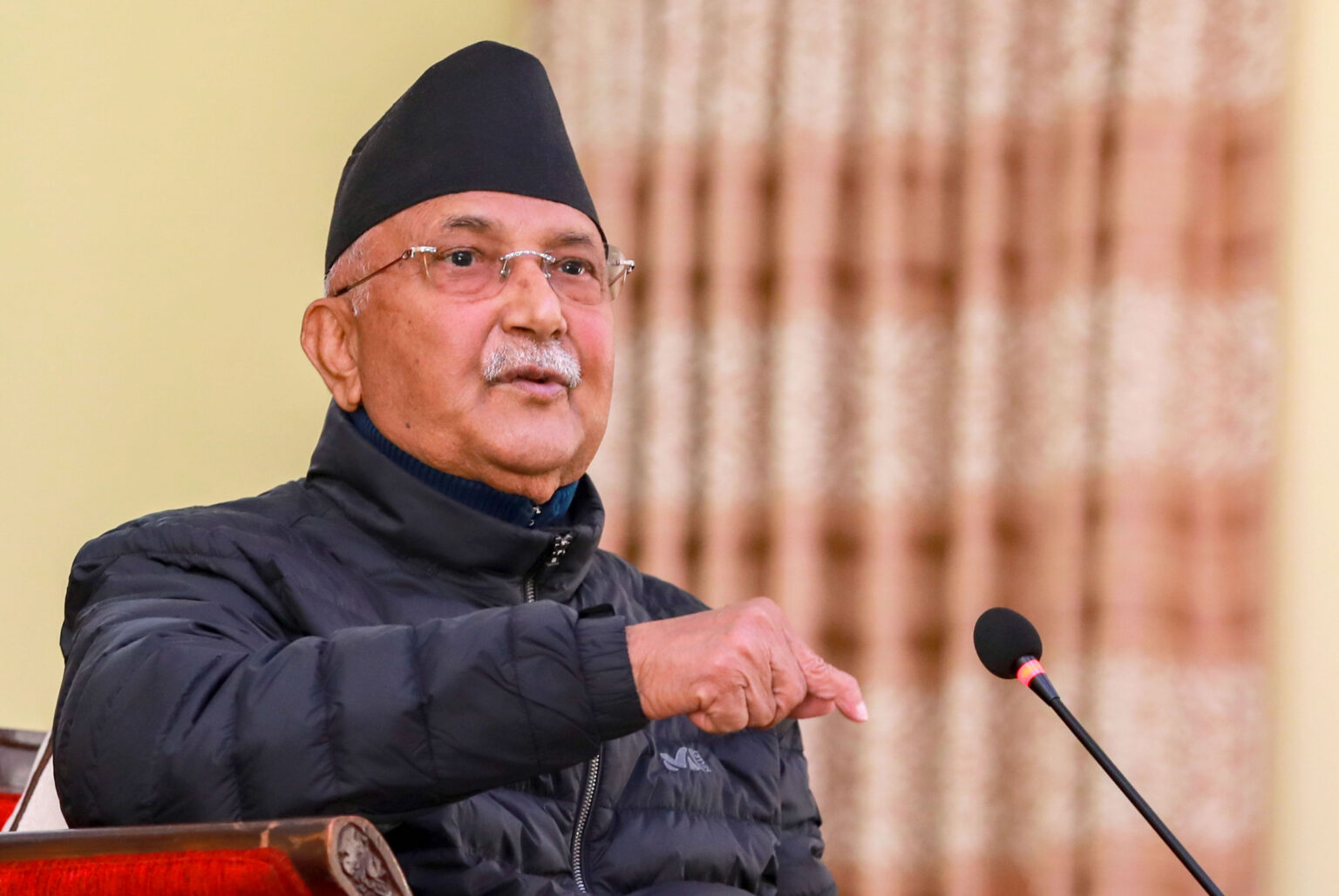ओलीको त्यो अडानले एमालेमा कुरा बिगार्‍यो