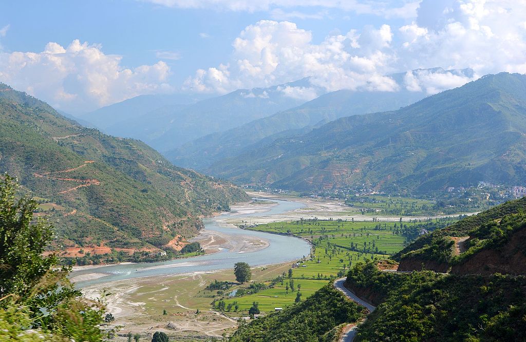 तिब्बतमा पहिरो जाँदा तामाकोशी नदी थुनियो, सर्तक रहन प्रशासनको आग्रह
