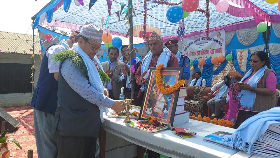 पाँच बर्षमा नगर भित्रको शिक्षामा धेरै परिवर्तन भएको छ : मध्यविन्दु नगर प्रमुख राना