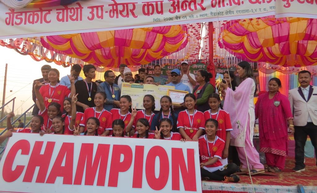 गैंडाकोट चौथो उप–मेयर कपको उपाधि रत्नराज्य लक्ष्मी माविलाई