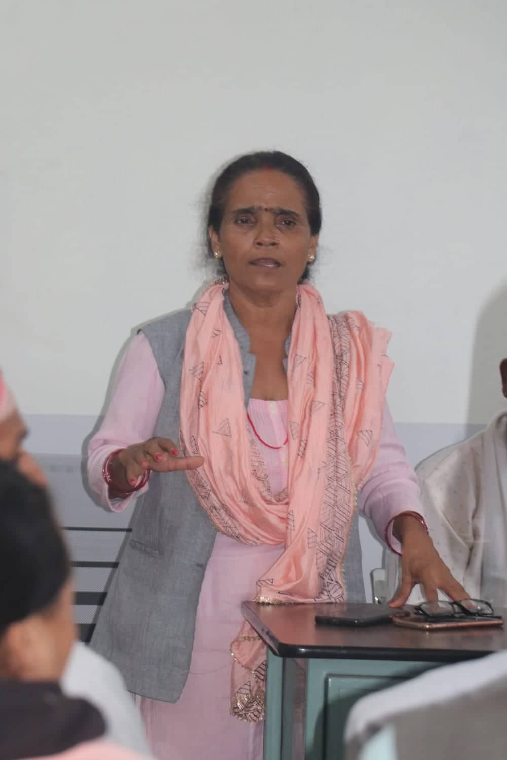 जग्गा सम्वन्धी काम एक वर्ष भित्रमा सम्पन्न गर्ने लक्षः लक्ष्मी देवी पाण्डे