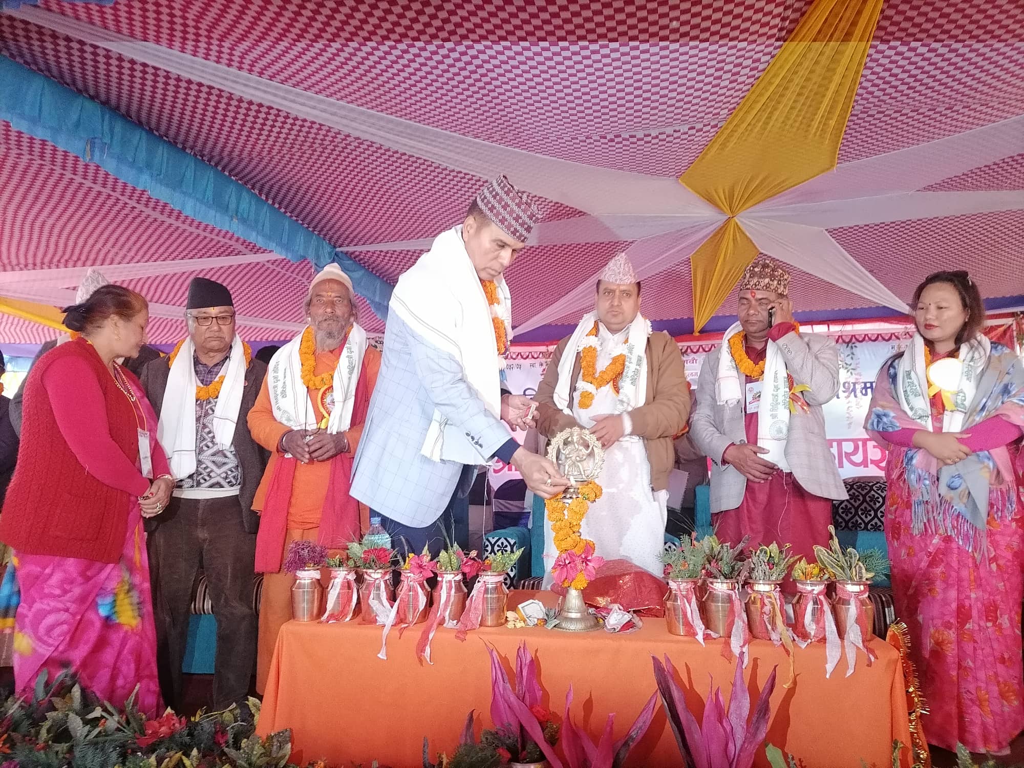 कोटीहोममा महायज्ञ सुरु-धर्मशालाको मन्त्री पाण्डेद्वारा शिलान्यास