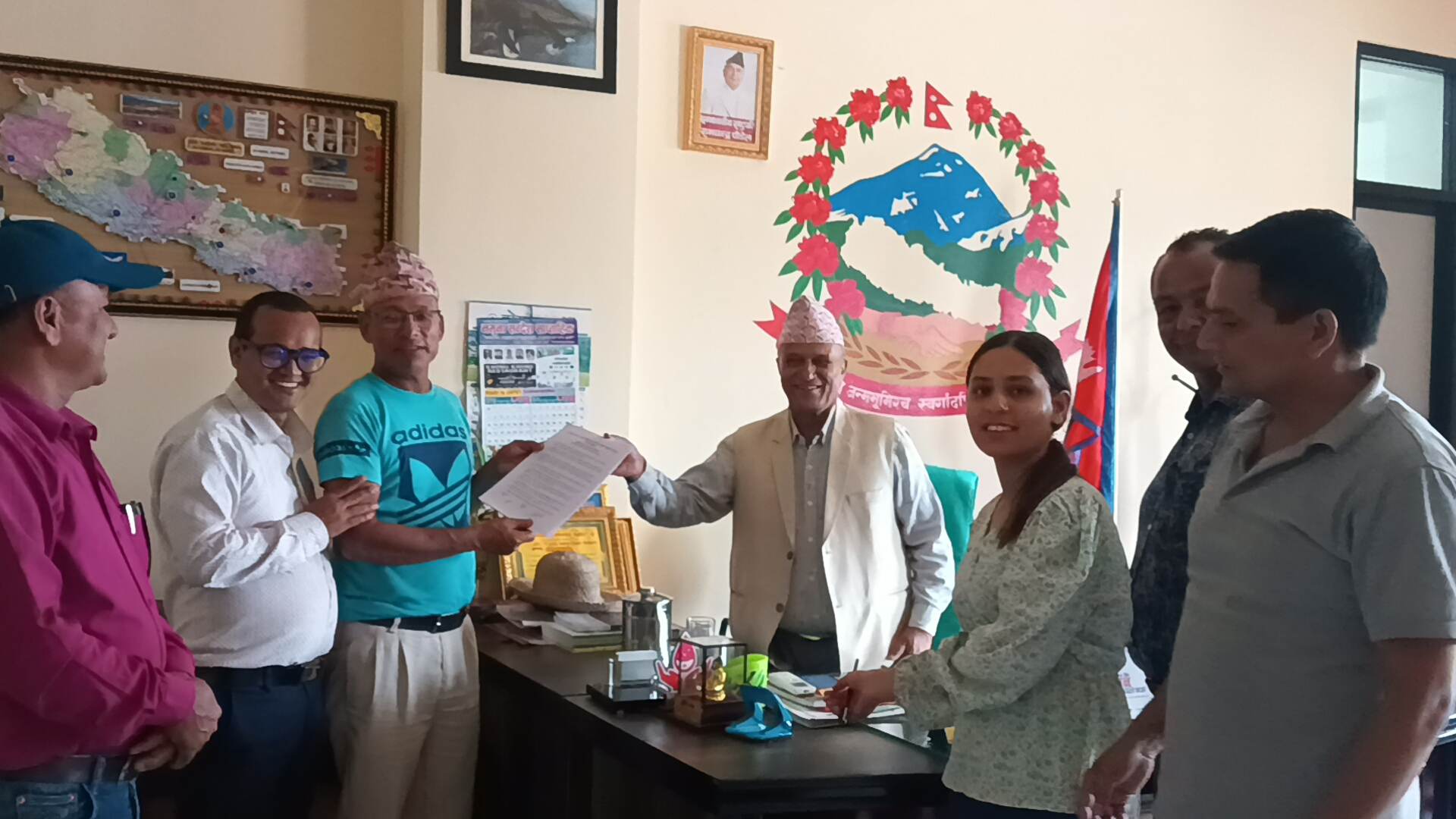 कावासोतीमा वन ऐन निर्माणको माग गर्दै सरोकारवालाले बुझाए ज्ञापन पत्र