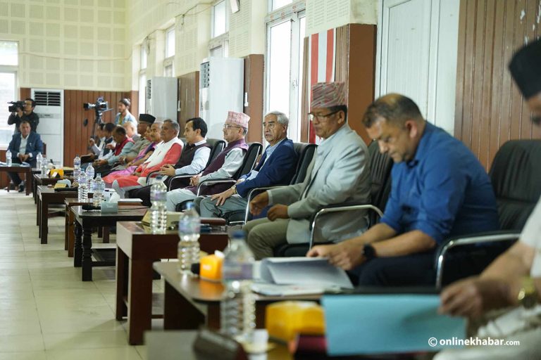 कांग्रेस संसदीय दलको बैठक बस्दै