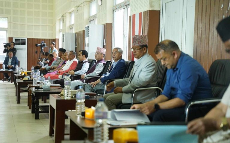 कांग्रेस केन्द्रीय समिति बैठक आजदेखि बस्दै