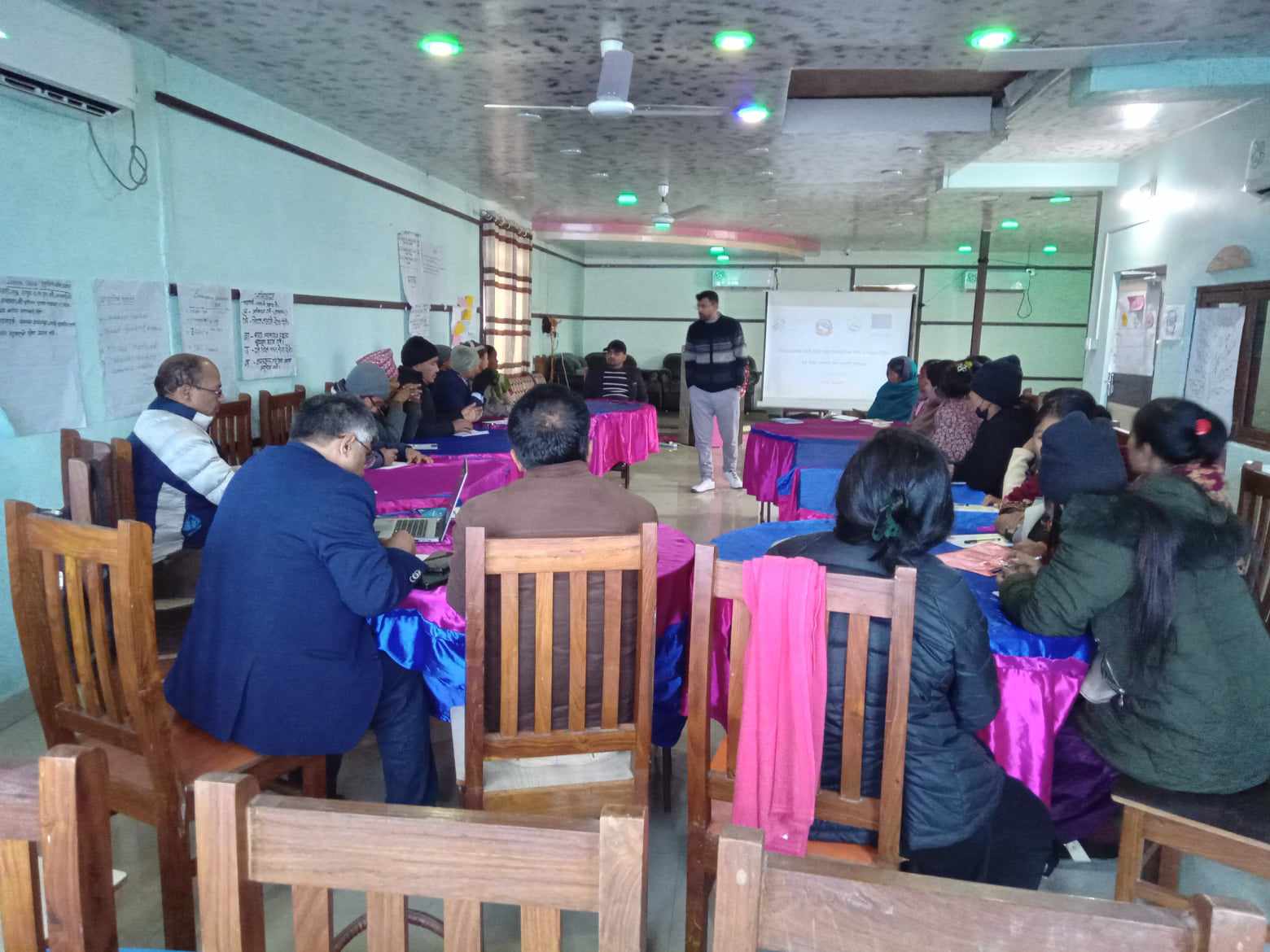 नवलपुरको पहाडी भेगमा कफी खेती