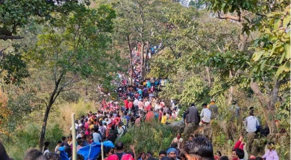 हिन्दु र मुस्लिमको आस्थाको केन्द्र मदारबाबा मेला सुरु