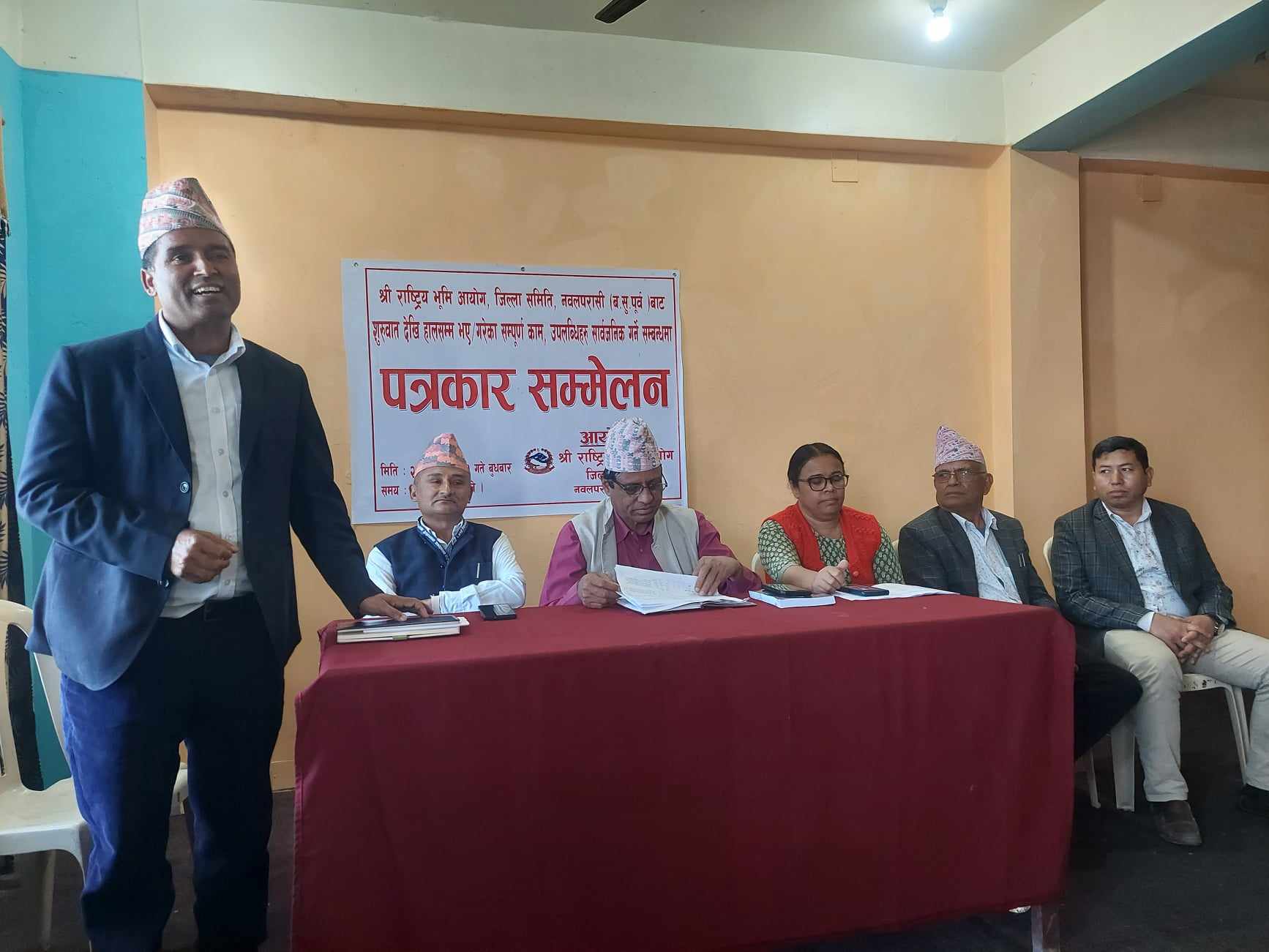 नवलपुरमा २ सय ७० भूमिहीन दलितले पाए जग्गाधनी पुर्जा