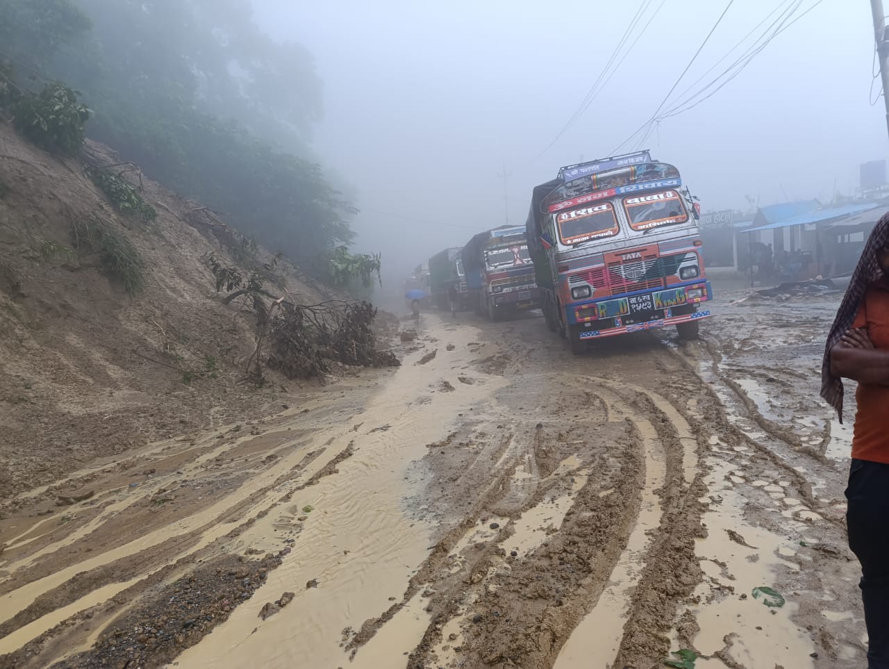 नारायणगढ बुटवल सडक खण्ड फेरी अवरुद्ध