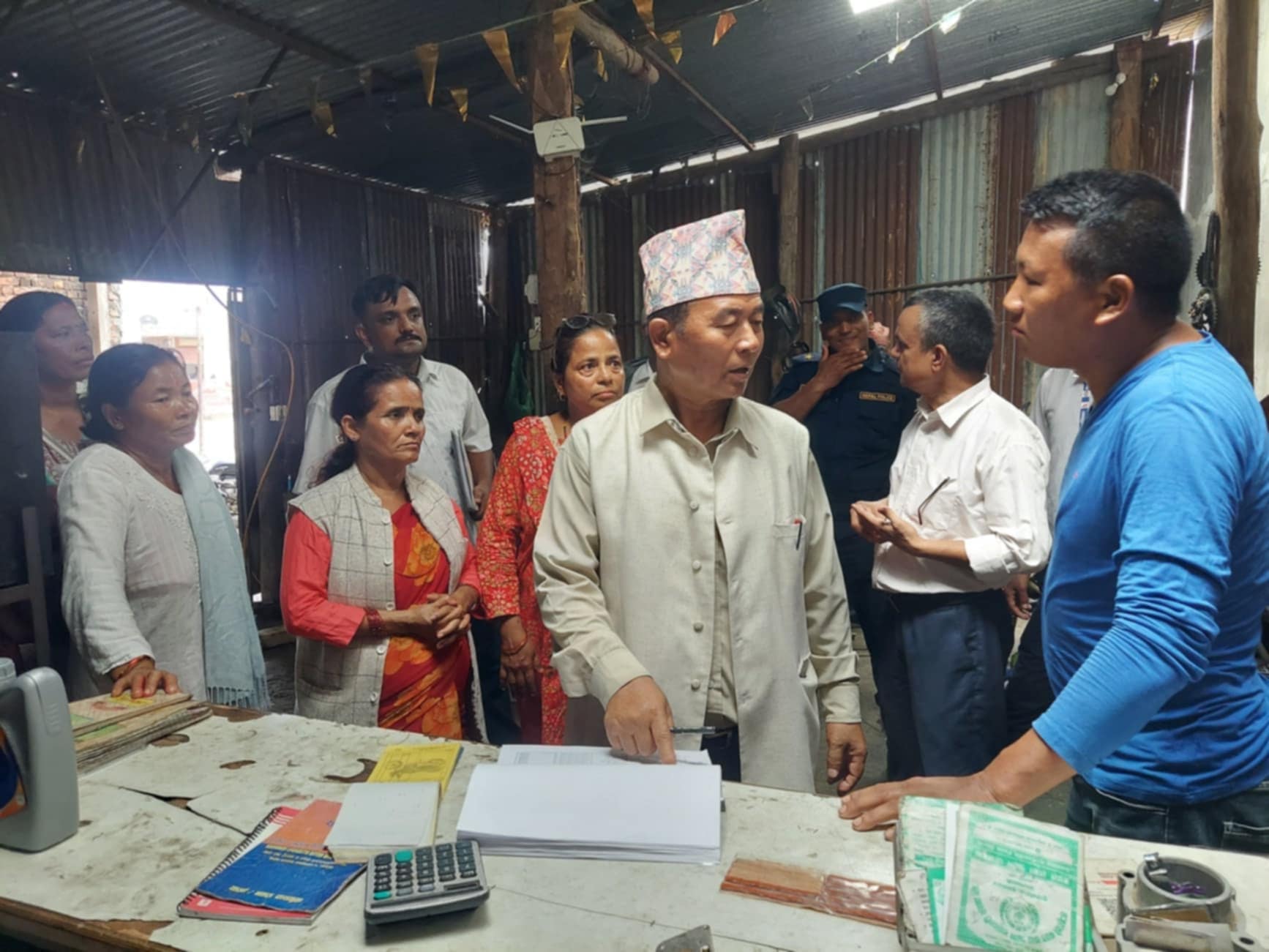 हुप्सेकोट गाउँपालिकामा बजार अनुगमन 