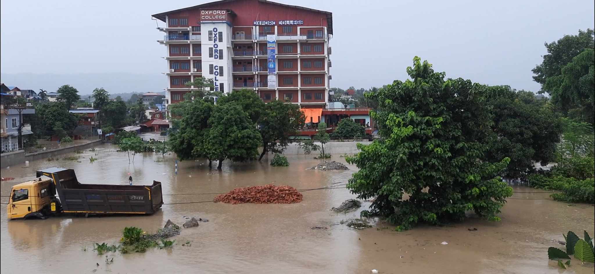 गैडाकोटका एक सयभन्दा बढी घर डुबानमा