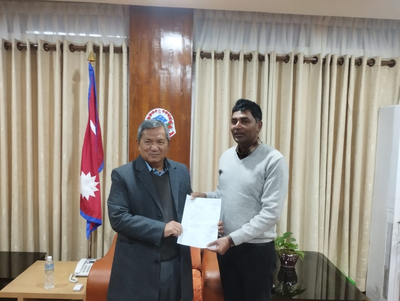 बुलिङटारमा टेलिकमको टावर निर्माण गर्न सञ्चारमन्त्री गुरुङ ध्यानाकर्षण