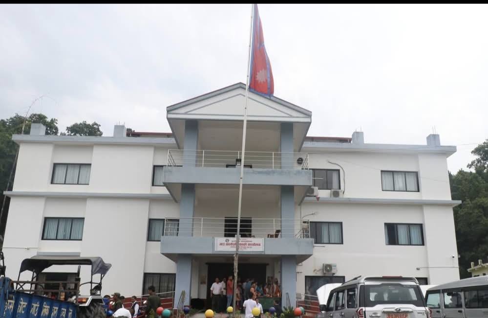 आइतबार देखी अनिवार्य रूपमा विद्यालयहरू सञ्चालन गर्न हुप्सेकोट गाउँपालिकाको आग्रह