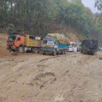 दाउन्ने सडक खण्ड अवरुद्ध