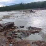 बाढीले डाइभर्सन बगाउँदा नारायणगढ–बुटवल सडक खण्ड अवरुद्ध