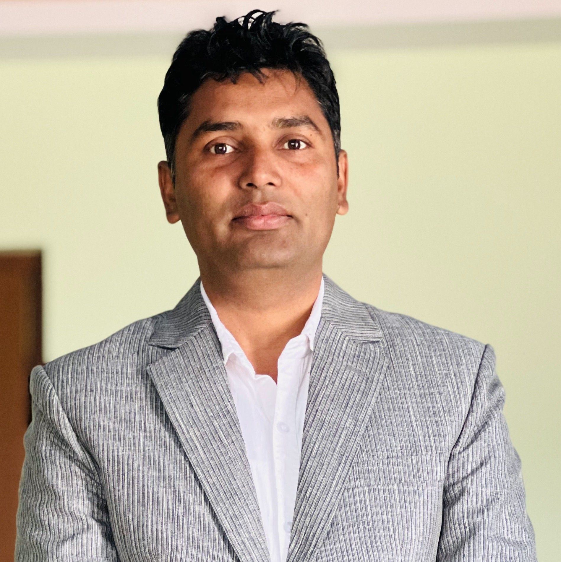 नेपालमा अब नेपालकै फलाम  धौवादी फलाम खानी  ः नागरिकको उत्साह र उर्जाको खानी 