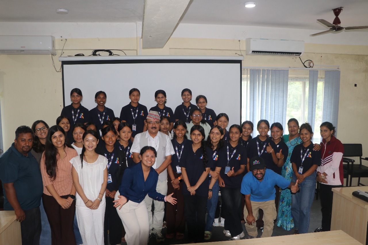 प्रजातन्त्रको रक्षाको लागि युवा पुस्ताले नेतृत्व लिनु आवश्यक छ: मध्यविन्दु नगर प्रमुख अधिकारी