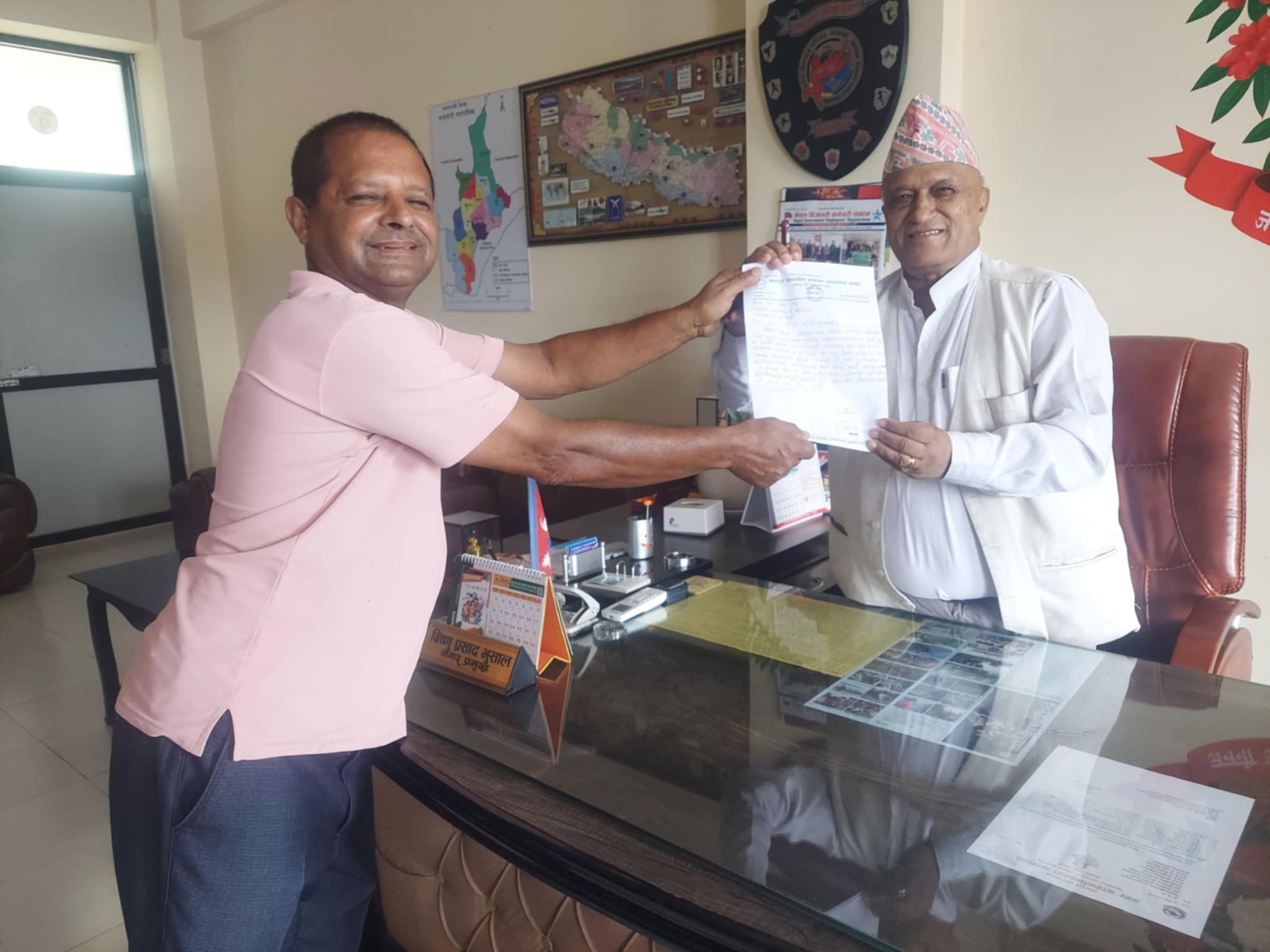 विना दर्ता इजाजत व्यवसाय गर्ने ‘घुमन्ते व्यापारी’लाई नियन्त्रण गर्न माग