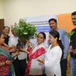 हुप्सेकोट र बौदीकालीका नौ सय कृषकलाई फलफूलका बिरुवा वितरण