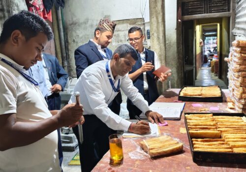 नवलपुरमा बजार अनुगमन 