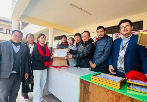 बुलिङटार गाउँपालिकाद्वारा उत्कृष्ट विद्यार्थी, शिक्षक, विद्यालय र खेलाडी सम्मानित